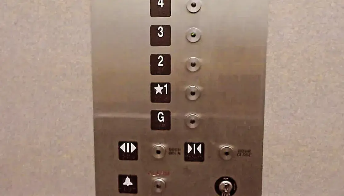 خدمات تعمیر و نگهداری آسانسور